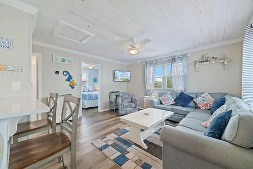 Sea And Sun Unit 6 By Collection Gulf Shores